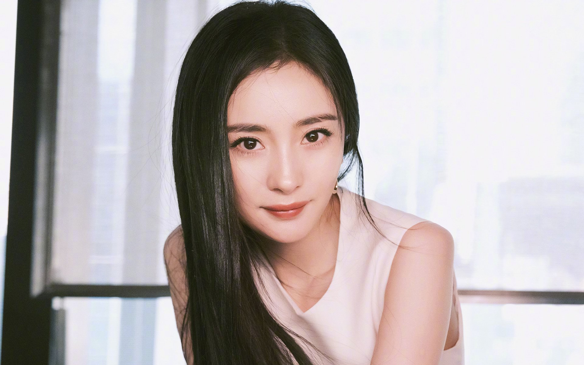 三强接力大战战术比拼成关键，三强争霸赛三个项目一对照